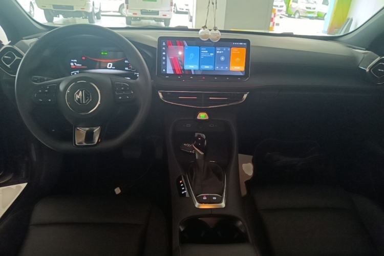 Used MG 5 2025 180 DVVT Global Luxury Edition Center Console