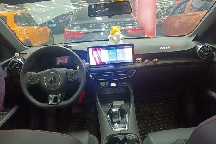 Used MG 5 2025 300TGI Global Flagship Edition Center Console