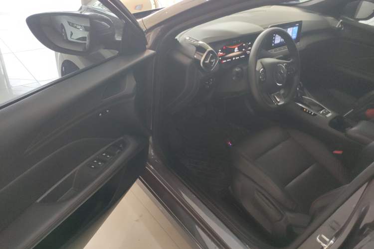 Used MG 5 2025 180 DVVT Global First Edition Driver Seat
