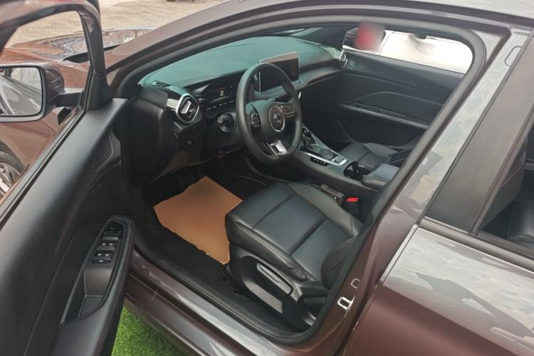 Used MG 5 2025 180 DVVT Global Luxury Edition Driver Seat