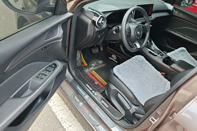 Used MG 5 2025 180 DVVT Global Luxury Edition Driver Seat