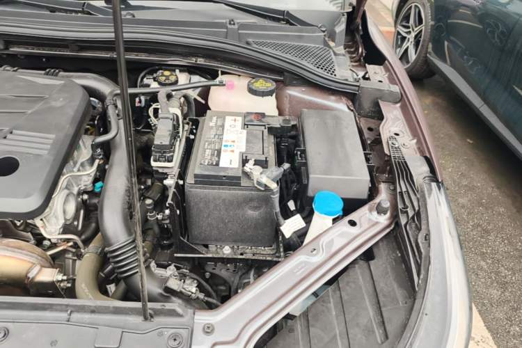 Used MG 5 2025 300TGI Global Flagship Edition Engine Bay Left