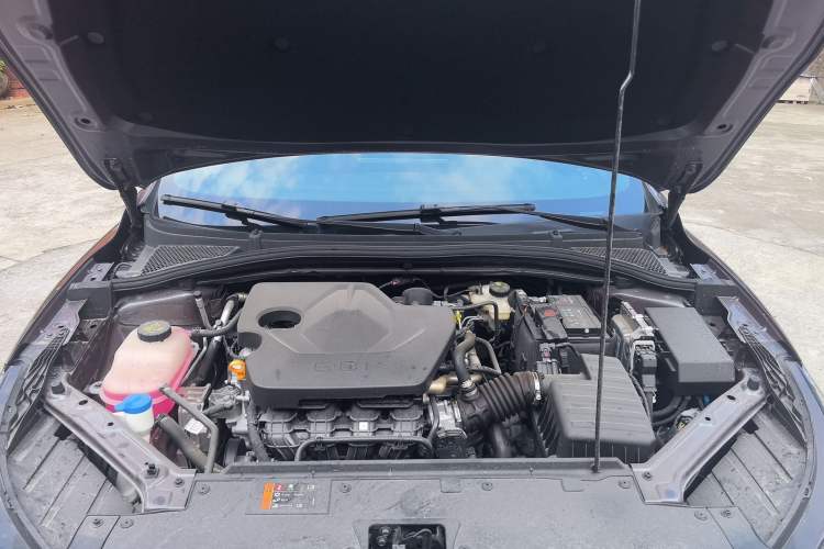 Used MG 5 2025 180 DVVT Global Luxury Edition Engine Bay