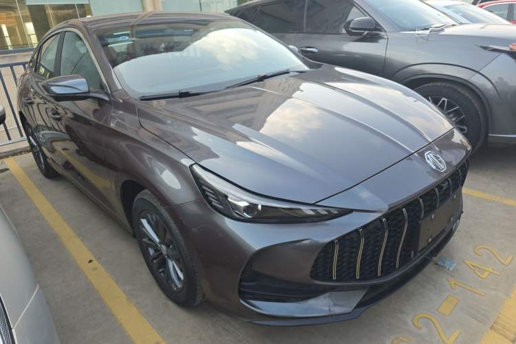 Used MG 5 2025 180 DVVT Global Luxury Edition Exterior 1