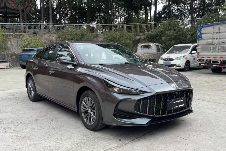 Used MG 5 2025 180 DVVT Global Luxury Edition Exterior 2