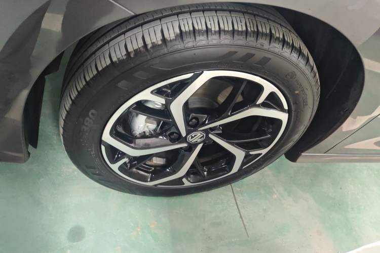 Used MG 5 2025 300TGI Global Flagship Edition Exterior 2