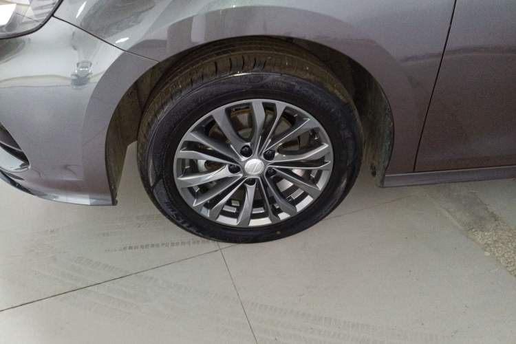 Used MG 5 2025 180 DVVT Global First Edition Exterior 4