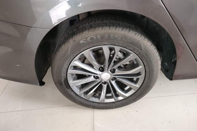 Used MG 5 2025 180 DVVT Global First Edition Exterior 5