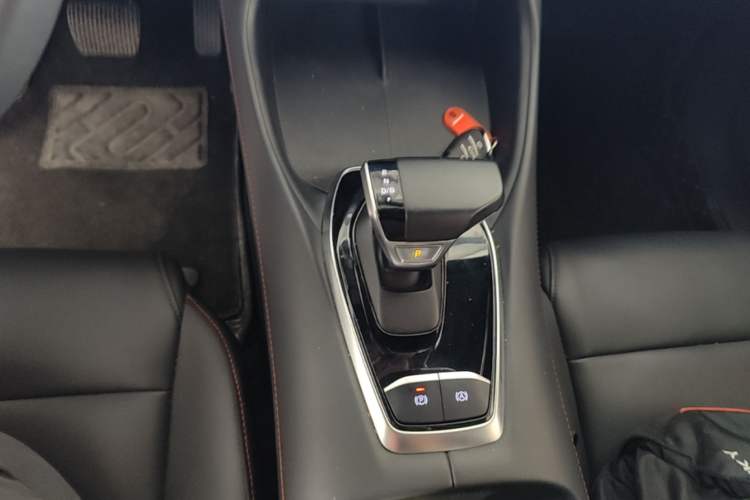 Used MG 5 2025 300TGI Global Flagship Edition Gear Lever