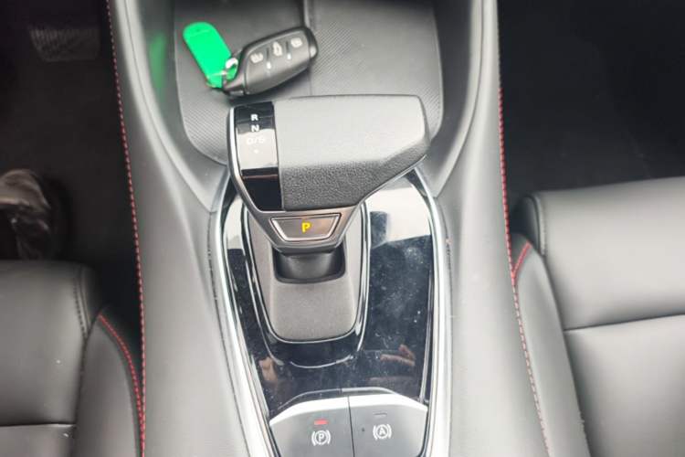 Used MG 5 2025 300TGI Global Flagship Edition Gear Lever