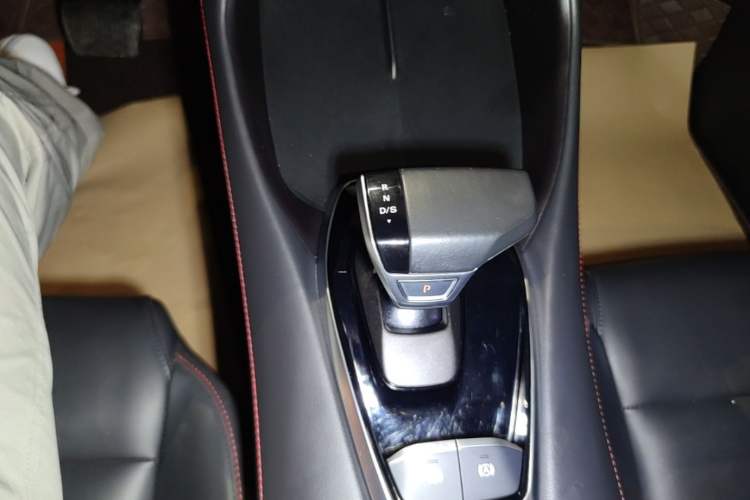 Used MG 5 2025 300TGI Global Flagship Edition Gear Lever