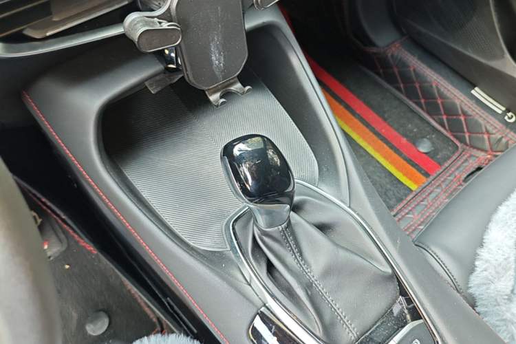Used MG 5 2025 180 DVVT Global Luxury Edition Gear Lever