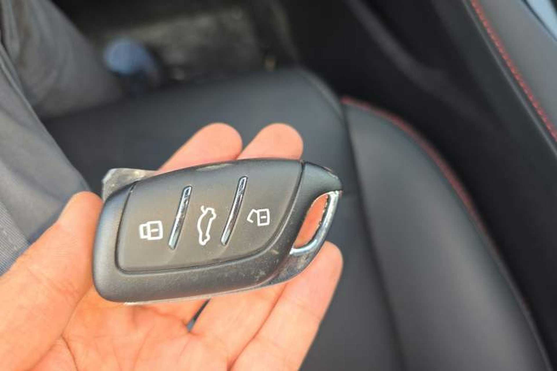 Used MG 5 2025 180 DVVT Global Luxury Edition Interior 1