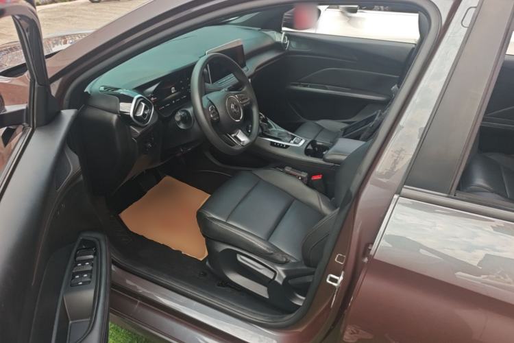 Used MG 5 2025 180 DVVT Global Luxury Edition Left Front Seat