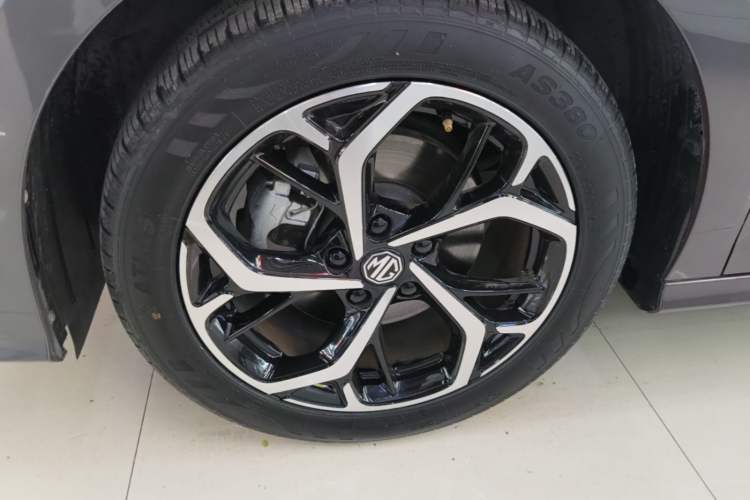 Used MG 5 2025 300TGI Global Flagship Edition Left Front Wheel Hub