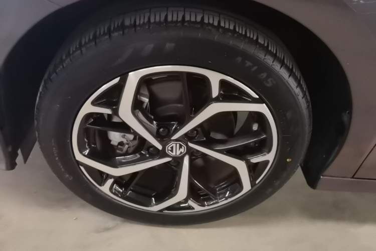 Used MG 5 2025 300TGI Global Flagship Edition Left Front Wheel Hub