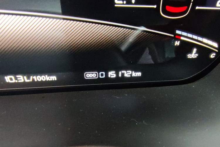 Used MG 5 2025 300TGI Global Flagship Edition Odometer Close Up