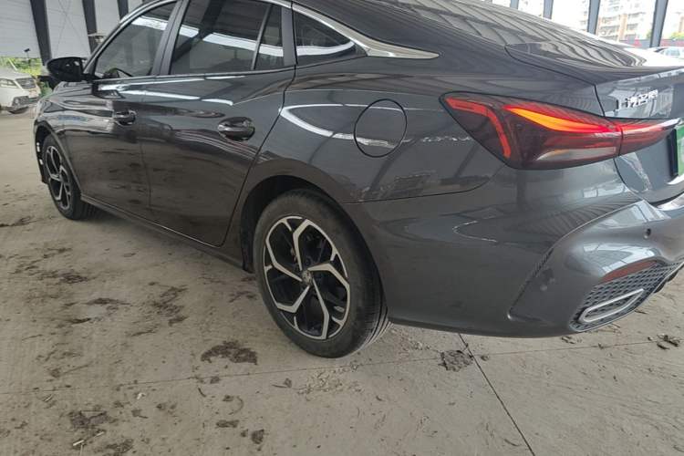 Used MG 5 2025 300TGI Global Flagship Edition Rear Left 45 Deg