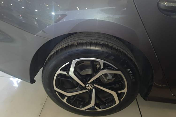Used MG 5 2025 300TGI Global Flagship Edition Right Rear Wheel Hub