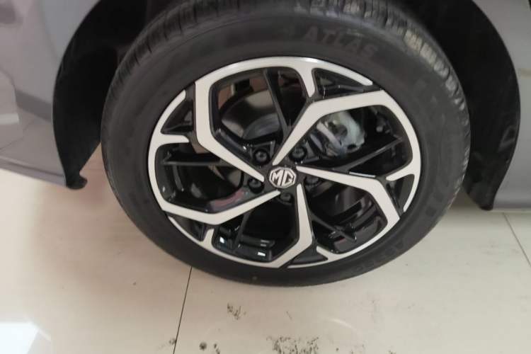 Used MG 5 2025 300TGI Global Flagship Edition Right Rear Wheel Hub