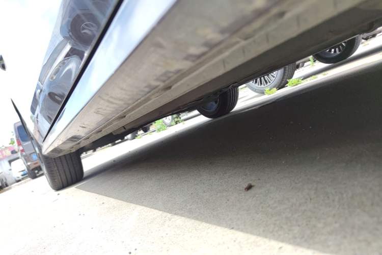 Used MG 5 2025 300TGI Global Flagship Edition Right Side Sill