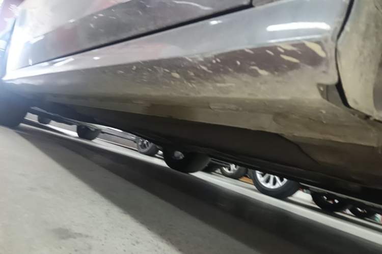 Used MG 5 2025 300TGI Global Flagship Edition Right Side Sill