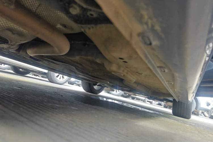 Used MG 5 2025 300TGI Global Flagship Edition Right Side Sill