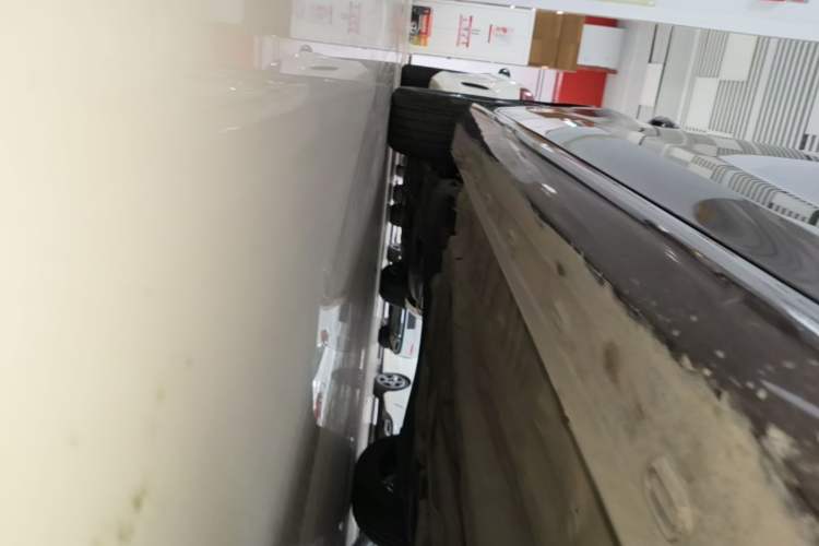 Used MG 5 2025 300TGI Global Flagship Edition Right Side Sill