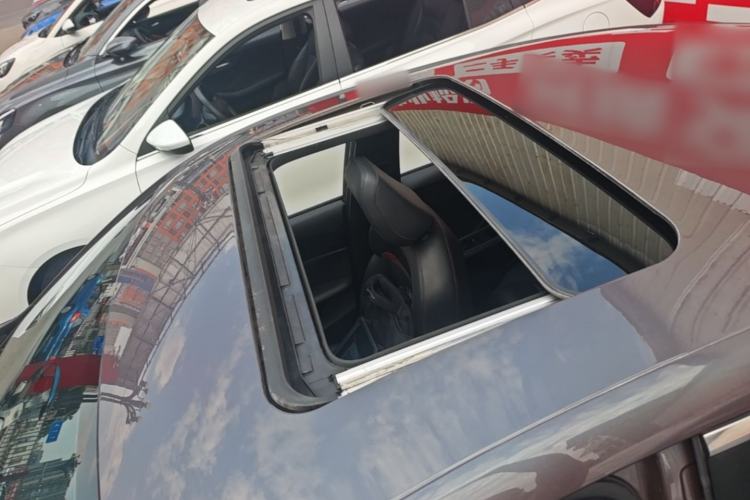 Used MG 5 2025 180 DVVT Global Luxury Edition Roof