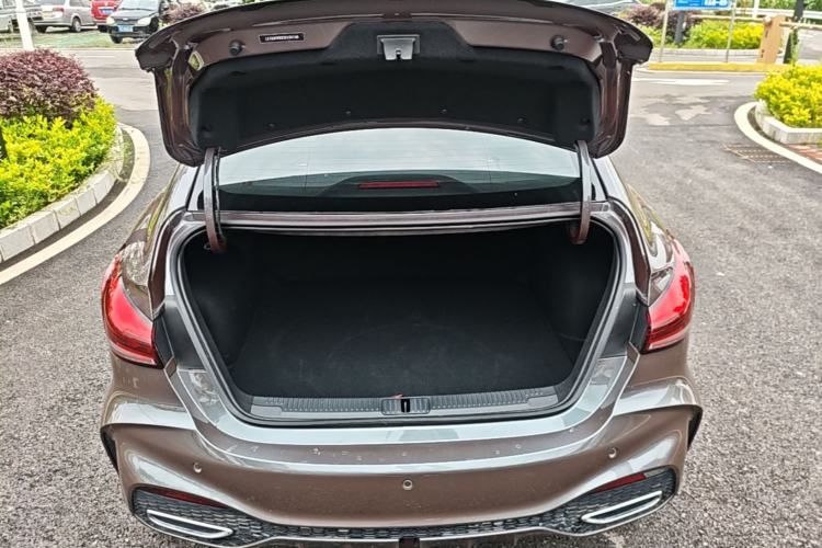 Used MG 5 2025 300TGI Global Flagship Edition Trunk