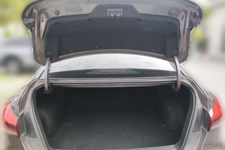 Used MG 5 2025 300TGI Global Flagship Edition Trunk