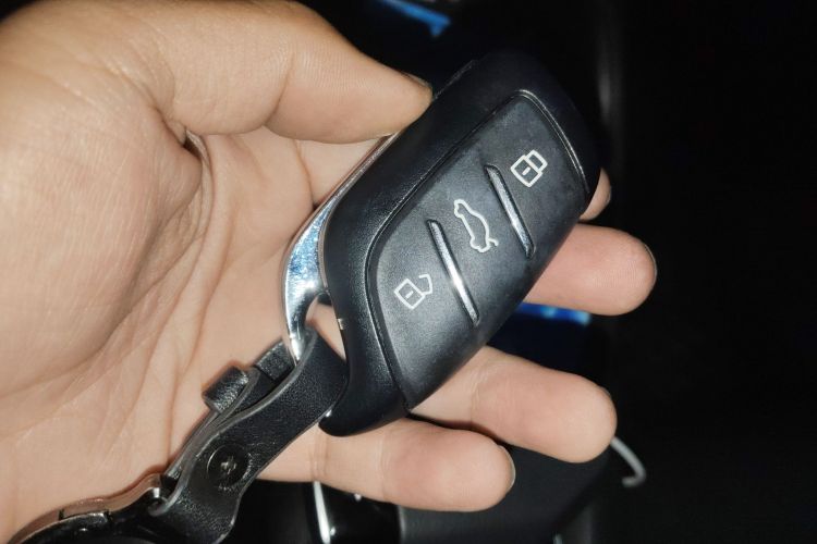 Used MG 5 2025 300TGI Global Flagship Edition Vehicle Key