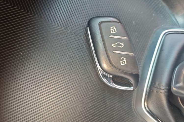 Used MG 5 2025 180 DVVT Global Luxury Edition Vehicle Key