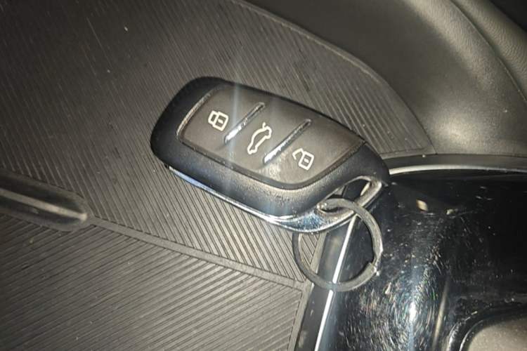 Used MG 5 2025 300TGI Global Flagship Edition Vehicle Key