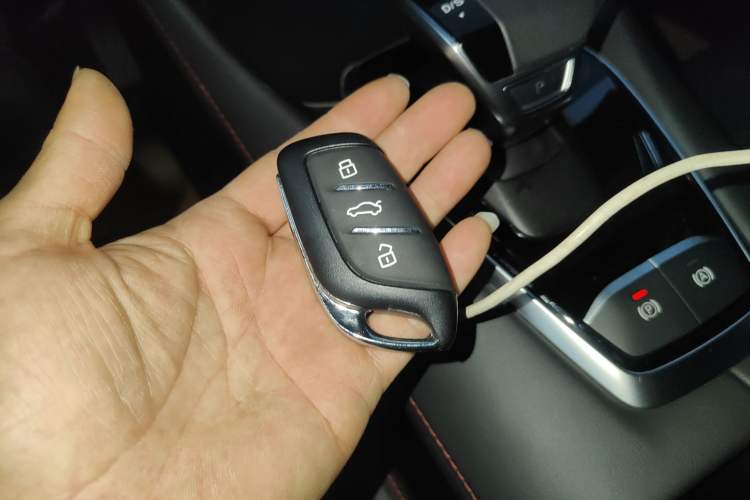 Used MG 5 2025 300TGI Global Flagship Edition Vehicle Key