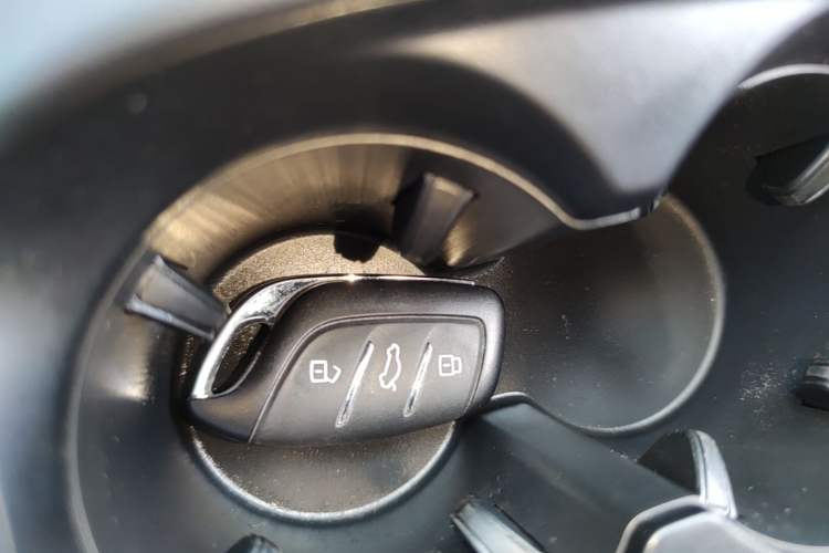 Used MG 5 2025 300TGI Global Flagship Edition Vehicle Key