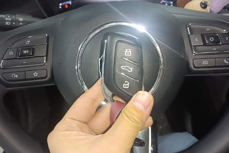 Used MG 5 2025 300TGI Global Flagship Edition Vehicle Key