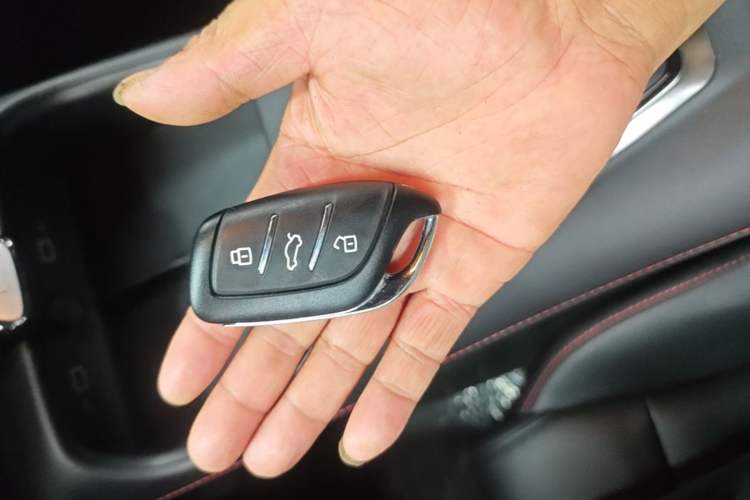 Used MG 5 2025 300TGI Global Flagship Edition Vehicle Key