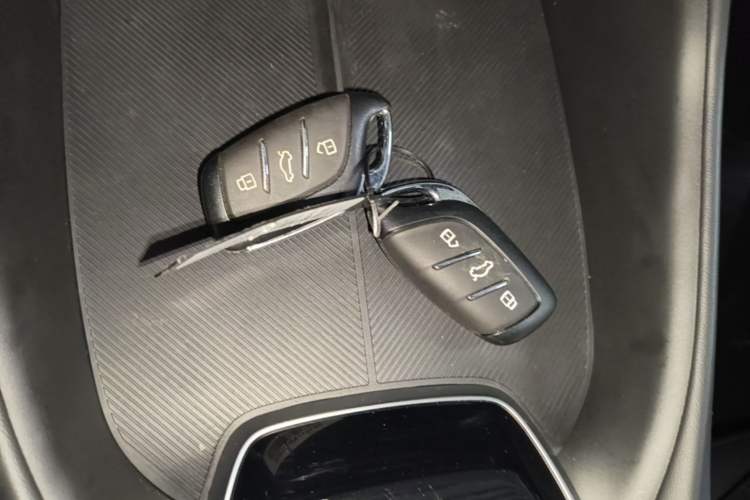 Used MG 5 2025 300TGI Global Flagship Edition Vehicle Key
