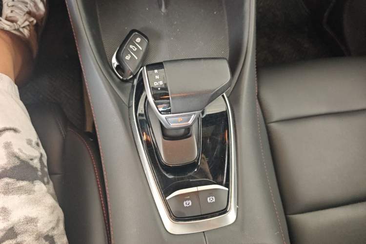 Used MG 5 2025 300TGI Global Flagship Edition Gear Lever