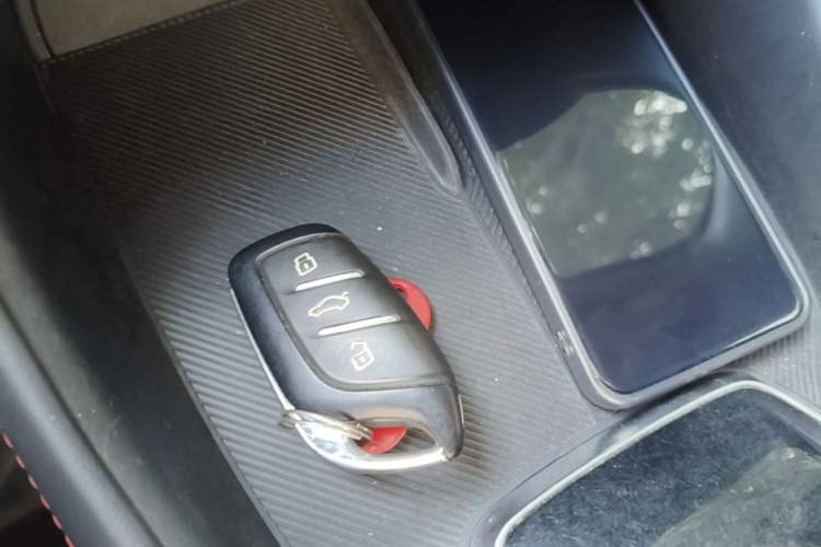 Used MG 5 2025 300TGI Global Flagship Edition Vehicle Key