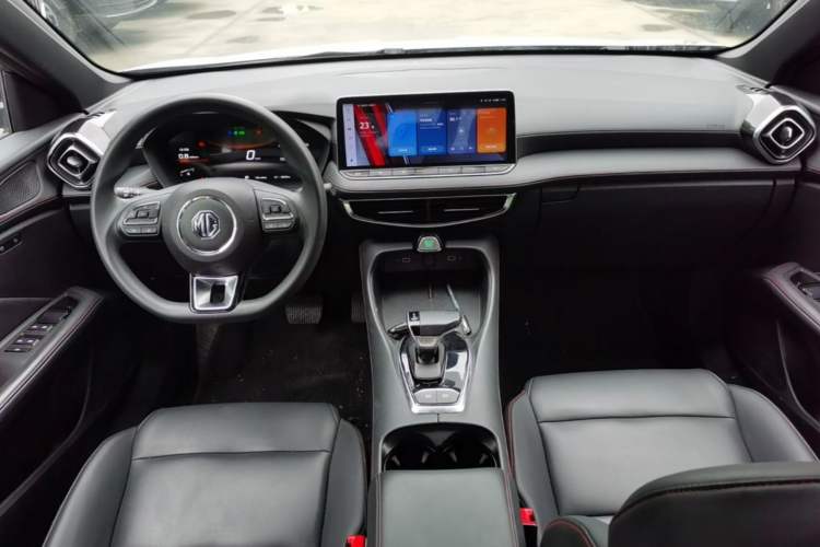 Used MG 5 2025 300TGI Global Flagship Edition Center Console