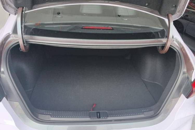 Used MG 5 2025 300TGI Global Flagship Edition Trunk