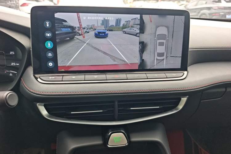 Used MG 5 2025 180 DVVT Global Luxury Edition Audio And AC Panel