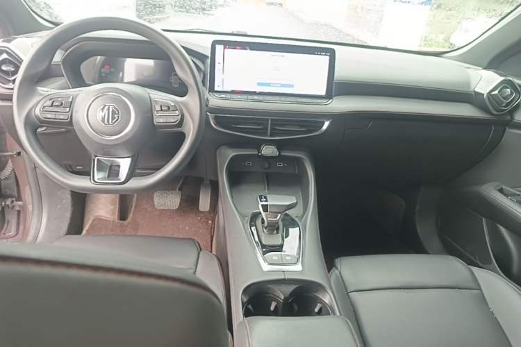 Used MG 5 2025 300TGI Global Flagship Edition Center Console