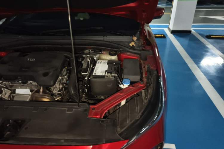 Used MG 5 2025 300TGI Global Flagship Edition Engine Bay Left