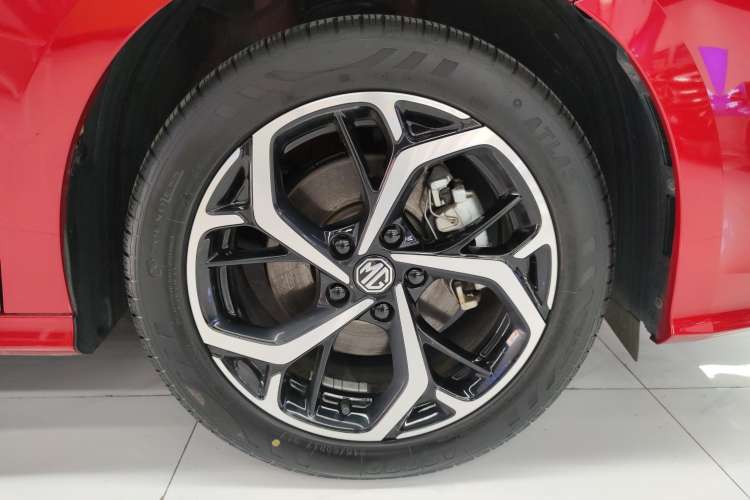 Used MG 5 2025 300TGI Global Flagship Edition Left Rear Wheel Hub