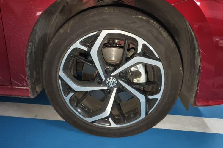 Used MG 5 2025 300TGI Global Flagship Edition Right Front Wheel Hub