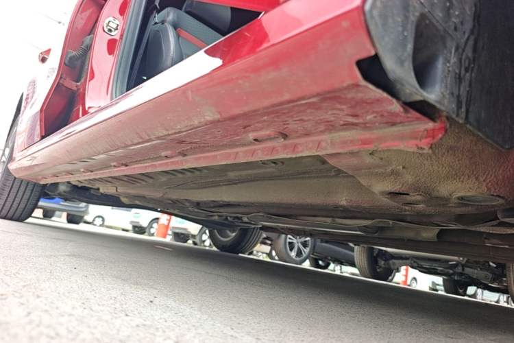 Used MG 5 2025 180 DVVT Global Luxury Edition Right Side Sill