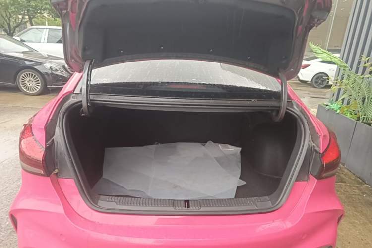 Used MG 5 2025 300TGI Global Flagship Edition Trunk